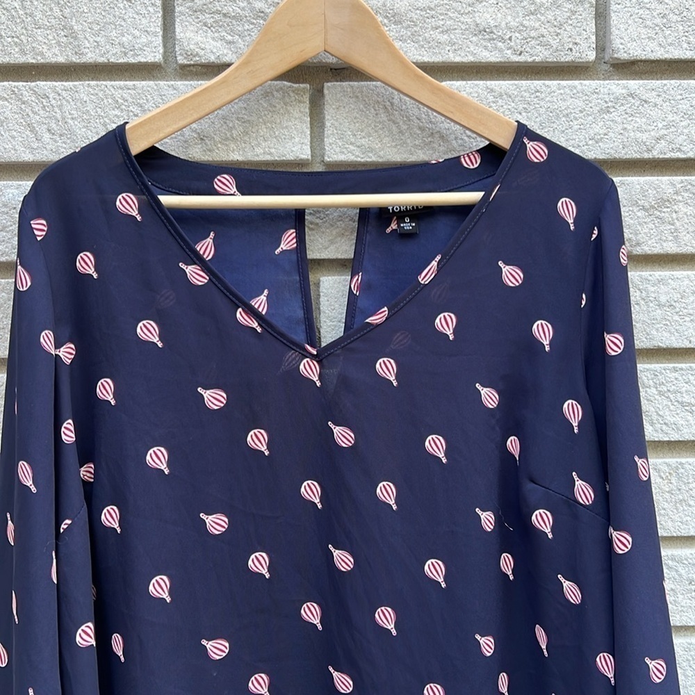 Torrid Sheer Hot Air Balloon Blouse Navy - Picture 5 of 12